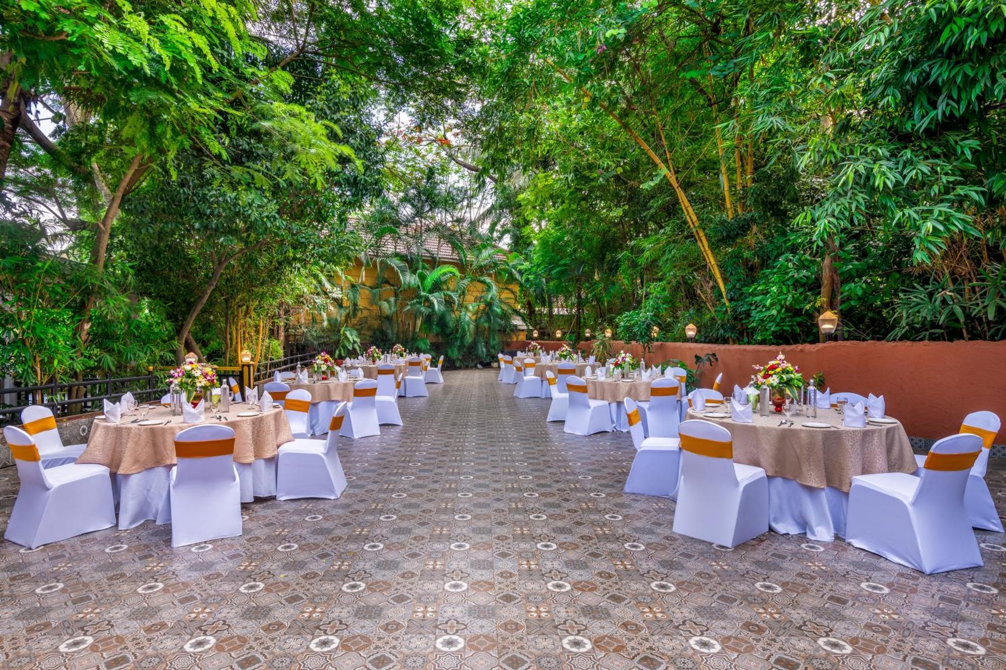 Mayfair Lagoon Bhubaneswar Eksteriør bilde